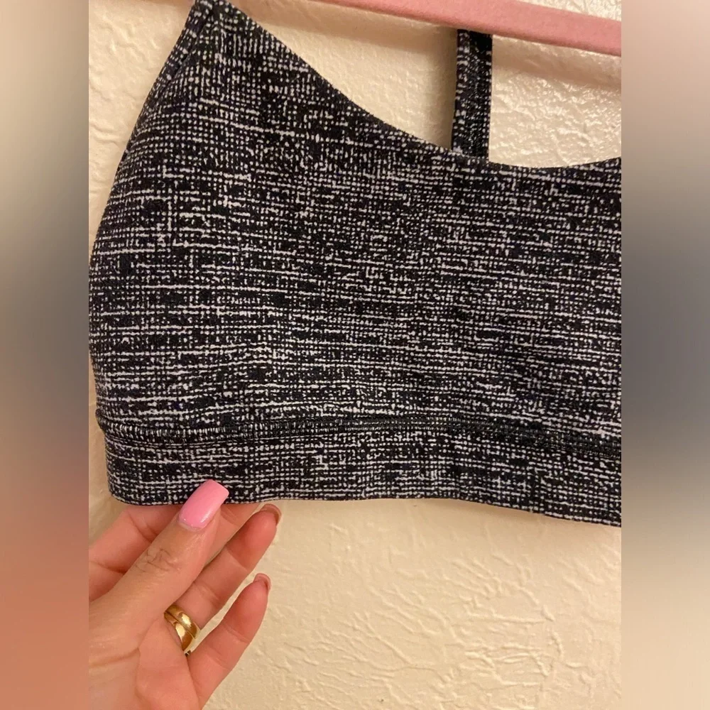 Lululemon bra / top
